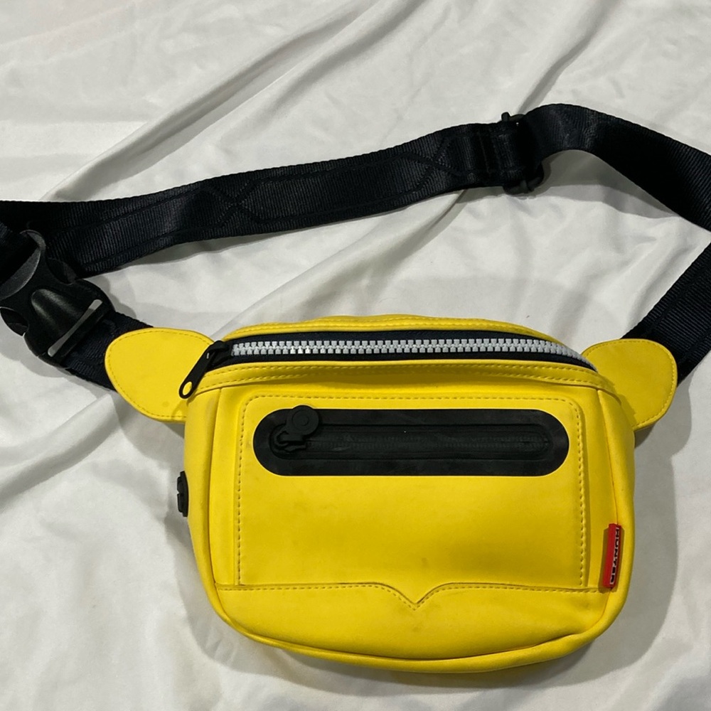 Hunter yellow waist bag never used but was stored with other purses so has marks